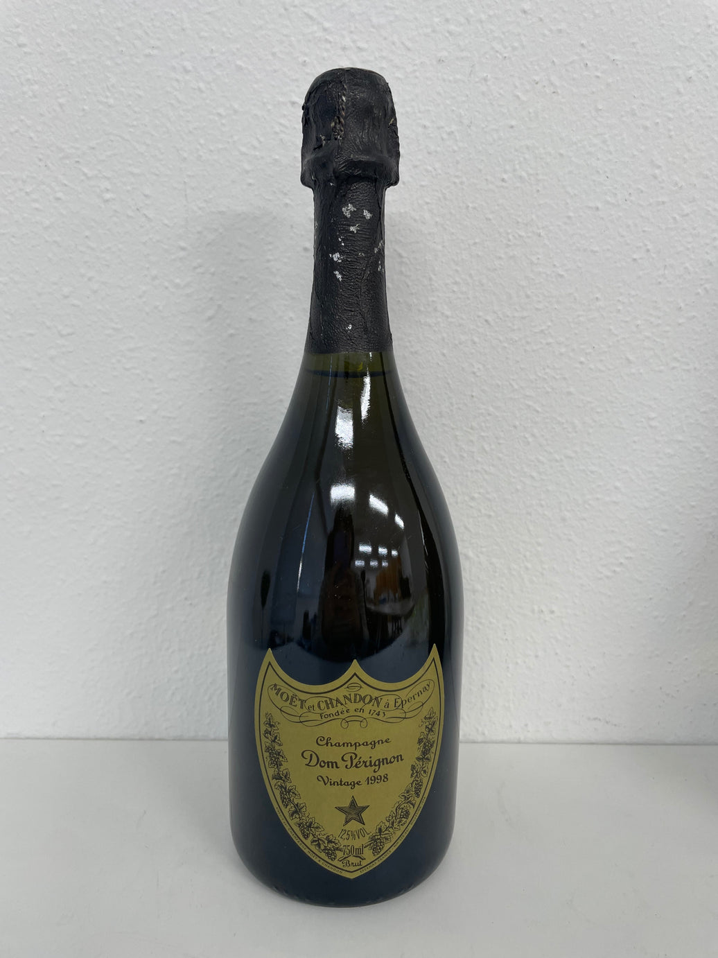 ドン・ペリニヨン [1998] 750ml ギフト箱付き Dom Perignon ドンペリ 白 未開封