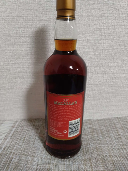 マッカラン　マッカラン カスクストレングス　赤ラベル 箱付き 　750ml