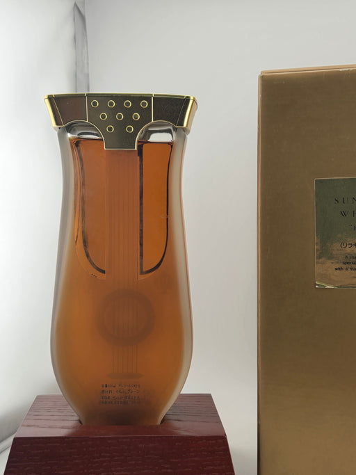 サントリーウイスキー リラギター型ボトル 響 600ml