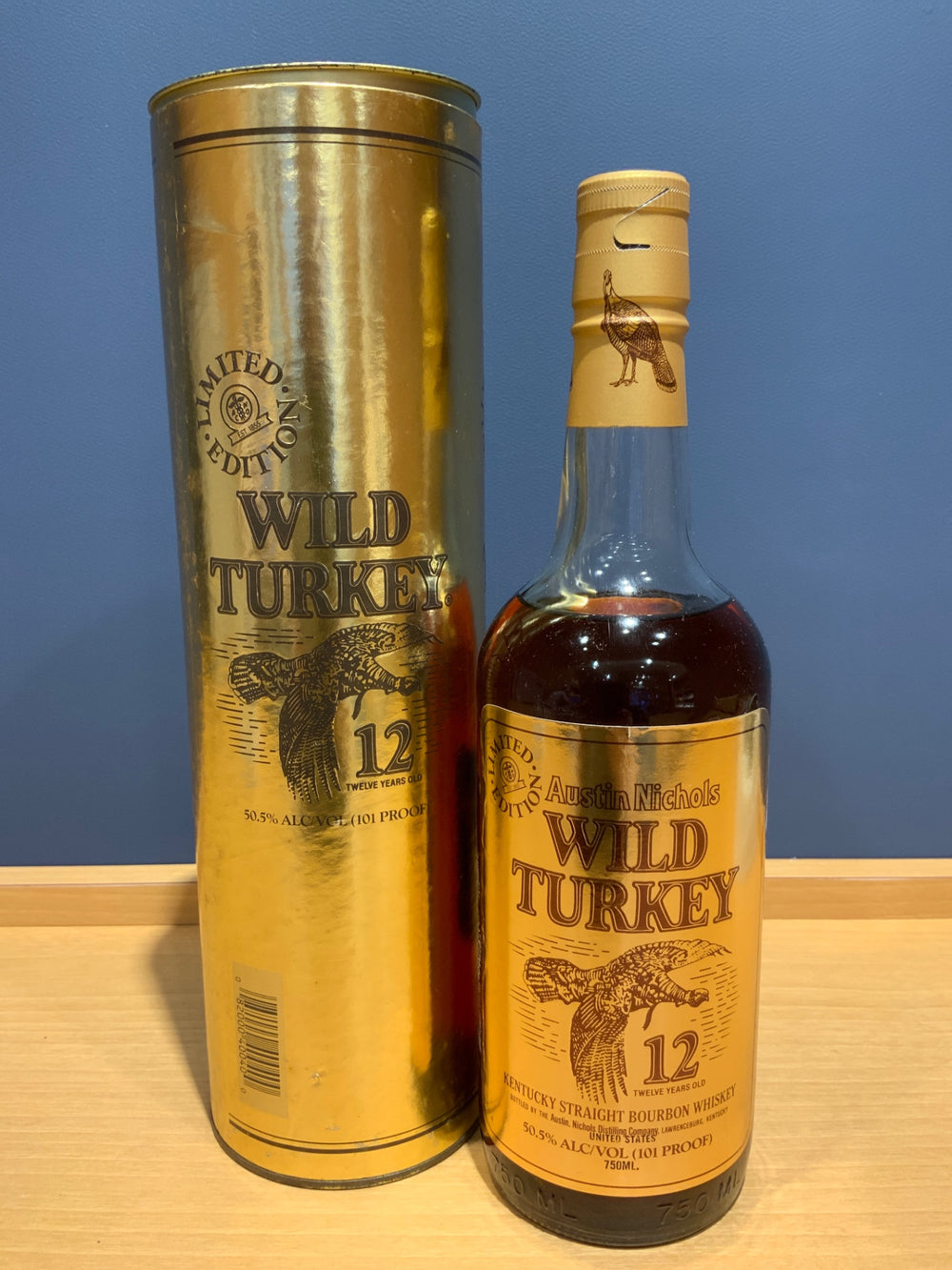 ワイルドターキー 12年 飛翔ゴールドラベル   WILD TURKEY 12 YEARS OLD LIMITED EDITION　750ml