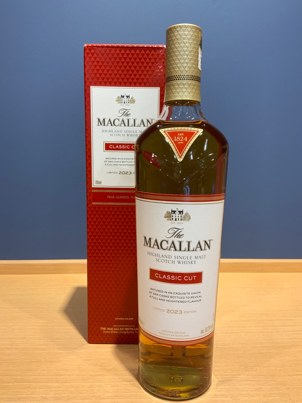 The MACALLAN CLASSIC CUT