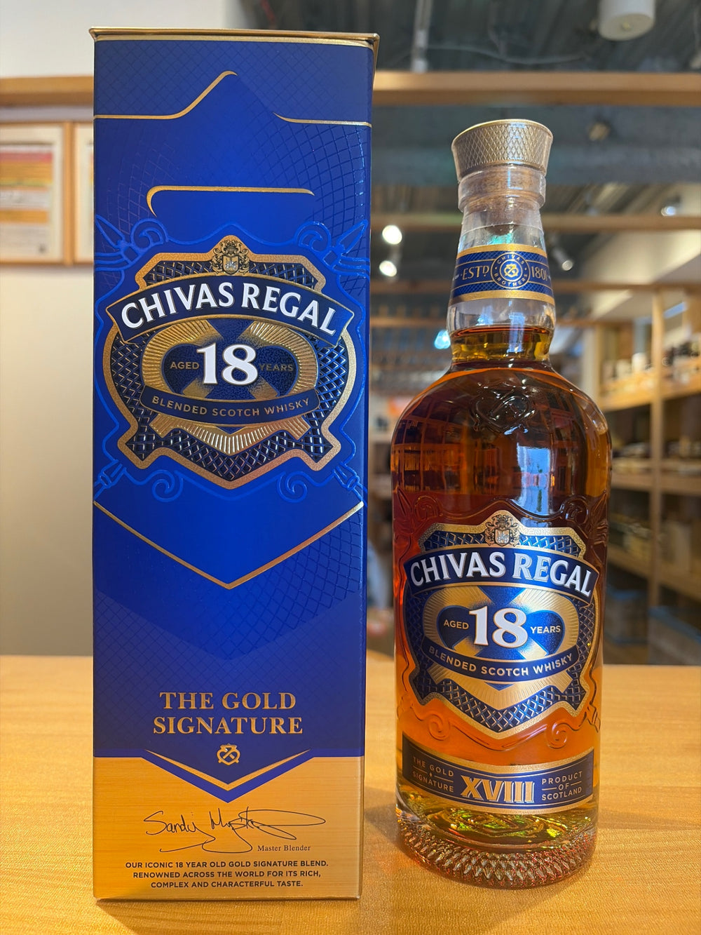 シーバスリーガル ブレンデッド スコッチウイスキー 18年 700ml