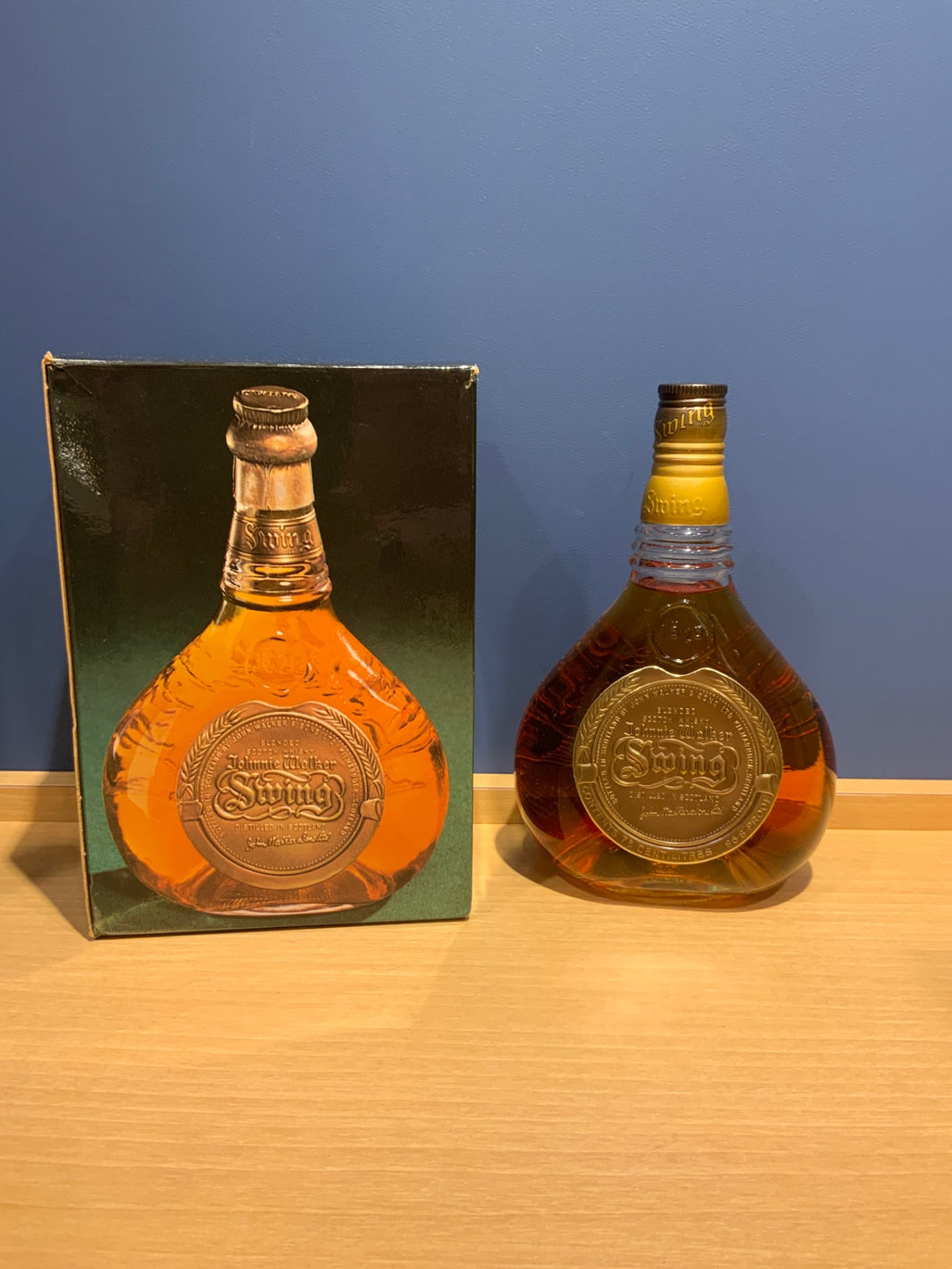 Johnnie Walker Swing スコッチ　ウイスキー