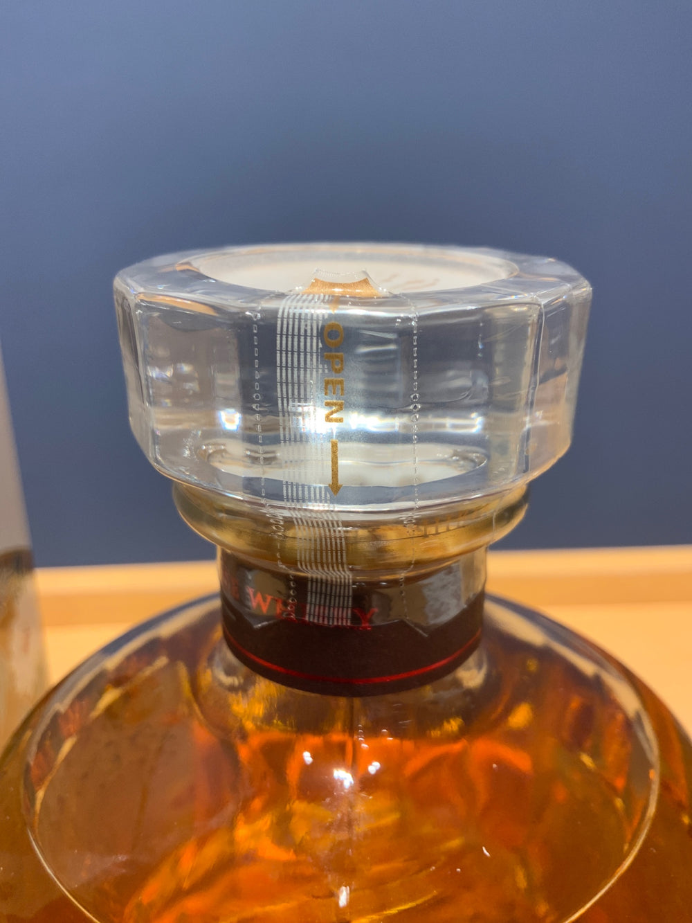 サントリー ウイスキー 響 BLOSSOM HARMONY 2026 化粧箱入 [ ウイスキー 日本 700ml ]