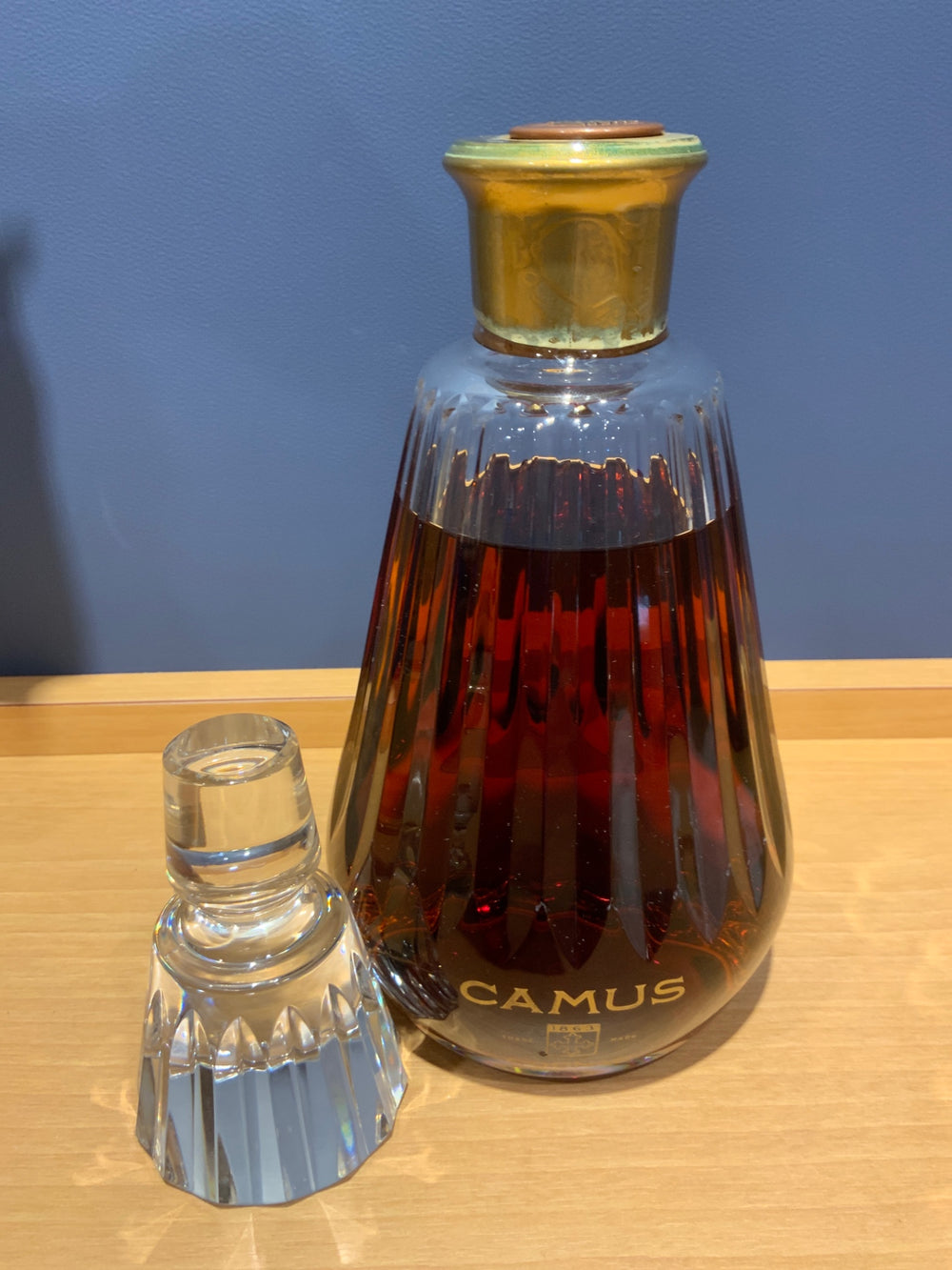 カミュ バカラ カラフェ 700ml 40度