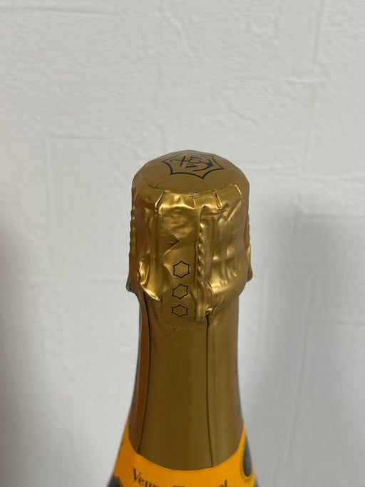 ヴーヴクリコ イエローブリュット 750ml