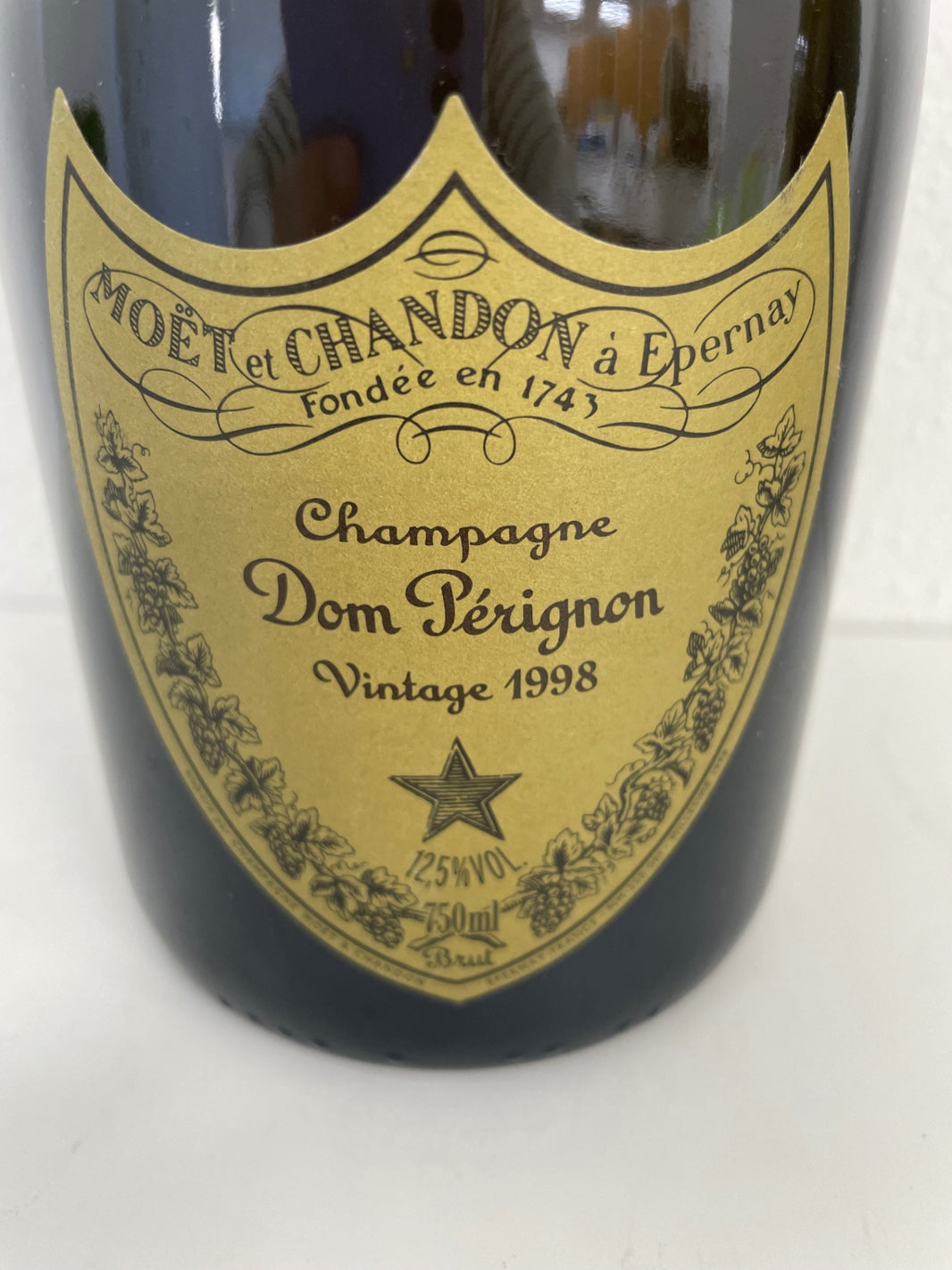 image ドン・ペリニヨン [1998] 750ml ギフト箱付き Dom Perignon ドンペリ 白 未開封