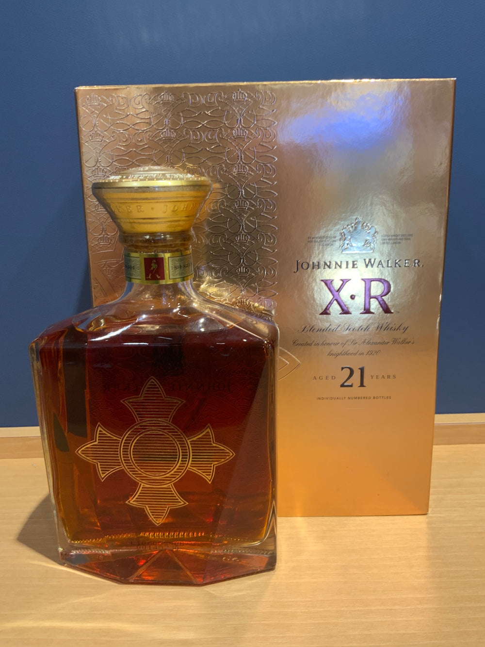 ジョニーウォーカー ＸＲ 21年 750ml