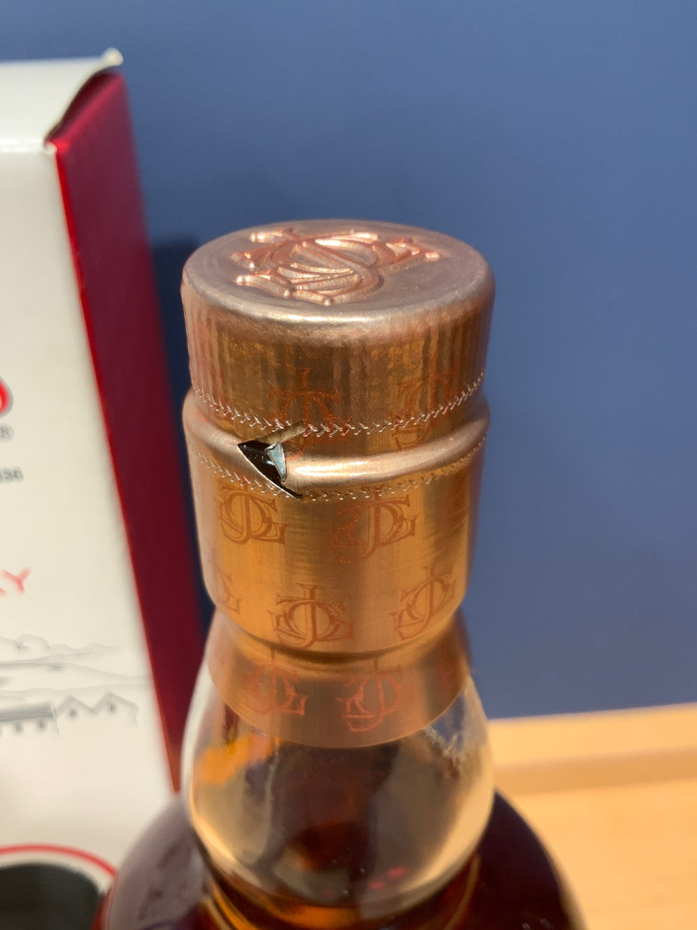 グレンファークラス 8年 40度 700ml