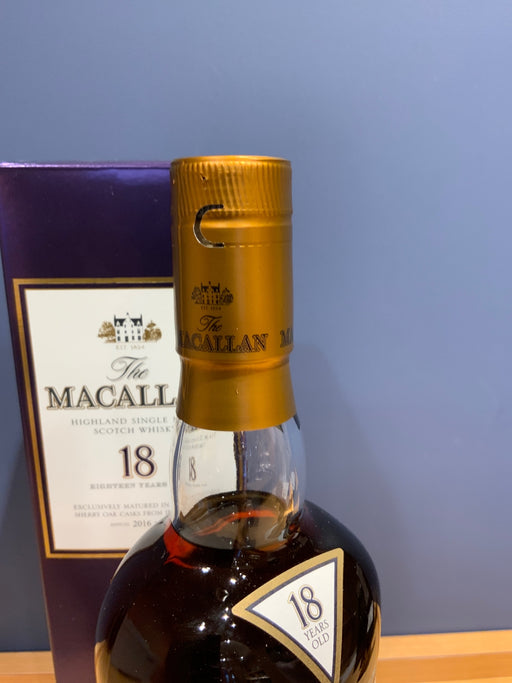 ザ・マッカラン 18年 2016　シェリーオーク 正規品 43度 箱付　700ml