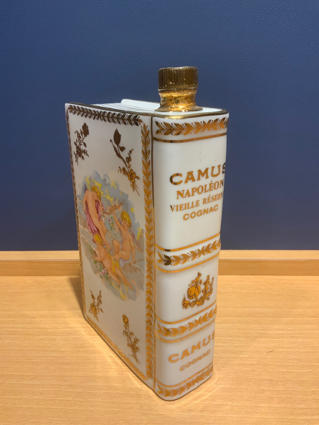 image CAMUS COGNAC VIEILLE RESERVE カミュ ブック