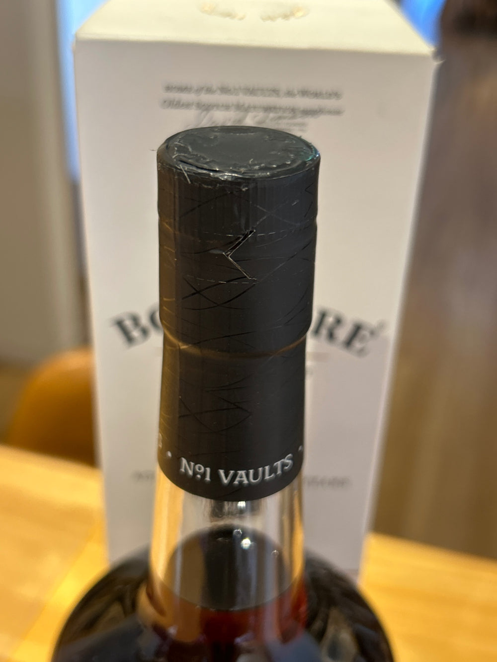 ボウモア ダーク & インテンス 10年 40度 1000ML