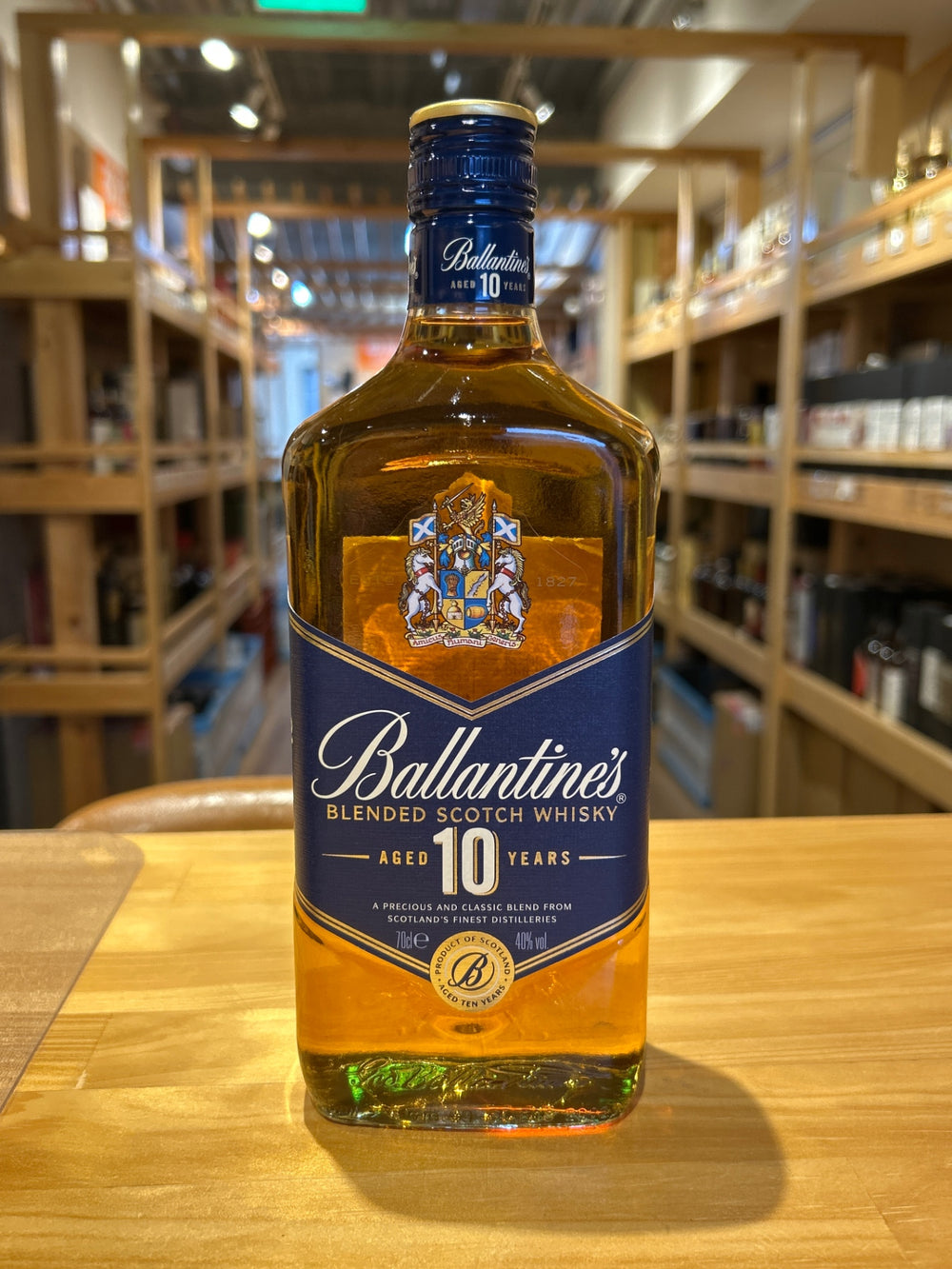 Ballantine's 10 Year Old Blended Scotch Whisky [UK Whisky, 700ml]