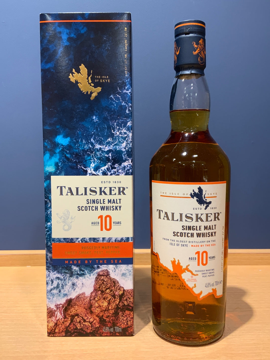 タリスカー 10年 箱入り [ ウイスキー イギリス 700ml ] [ギフトBox入り]
