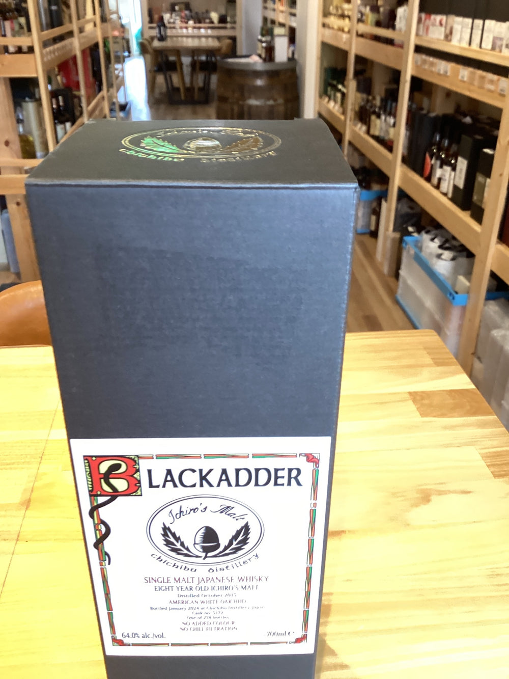 秩父　2015　8年　ブラックアダー　64％　700ml