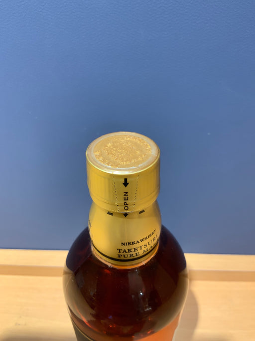 ニッカ竹鶴　黒ラベル　500ml