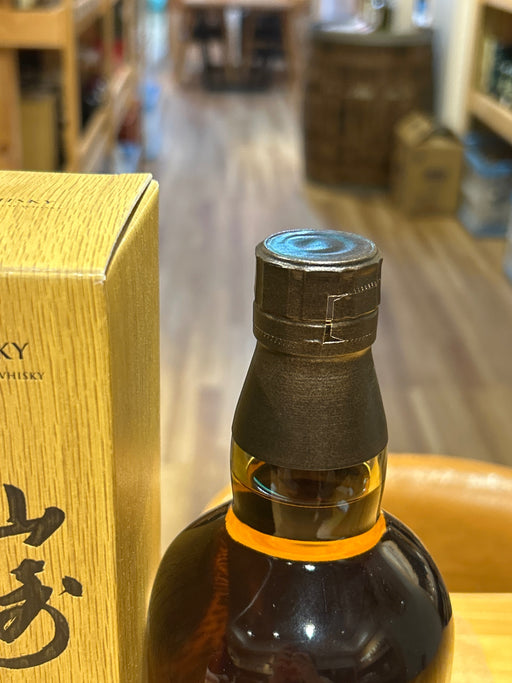 Suntory Yamazaki Single Malt Whisky Limited Edition 2021 with Gift Carton [Whisky Japan 700ml]