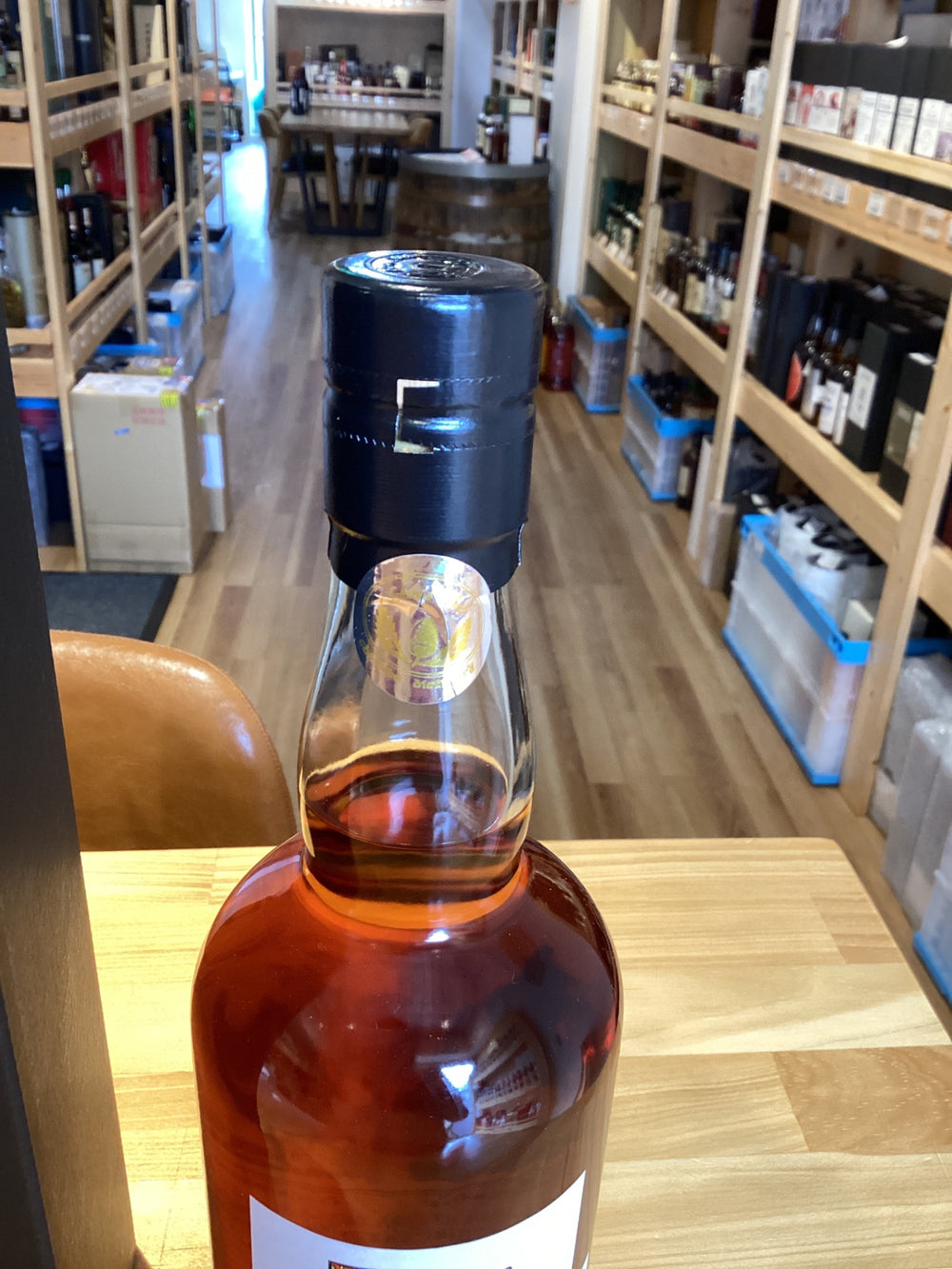 秩父　2015　8年　ブラックアダー　64％　700ml