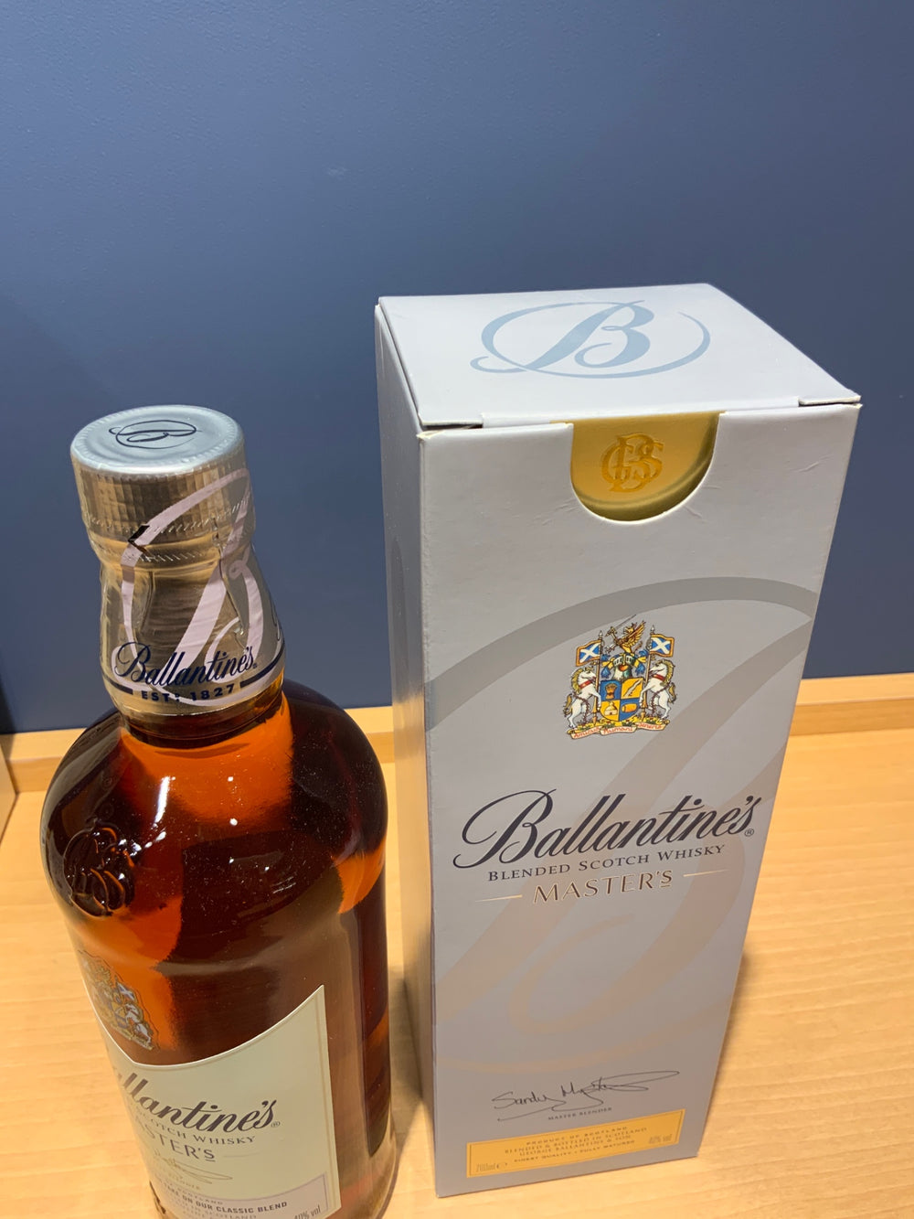 ブレンデッド スコッチ ウイスキー バランタイン マスターズ [イギリス 700ml ]