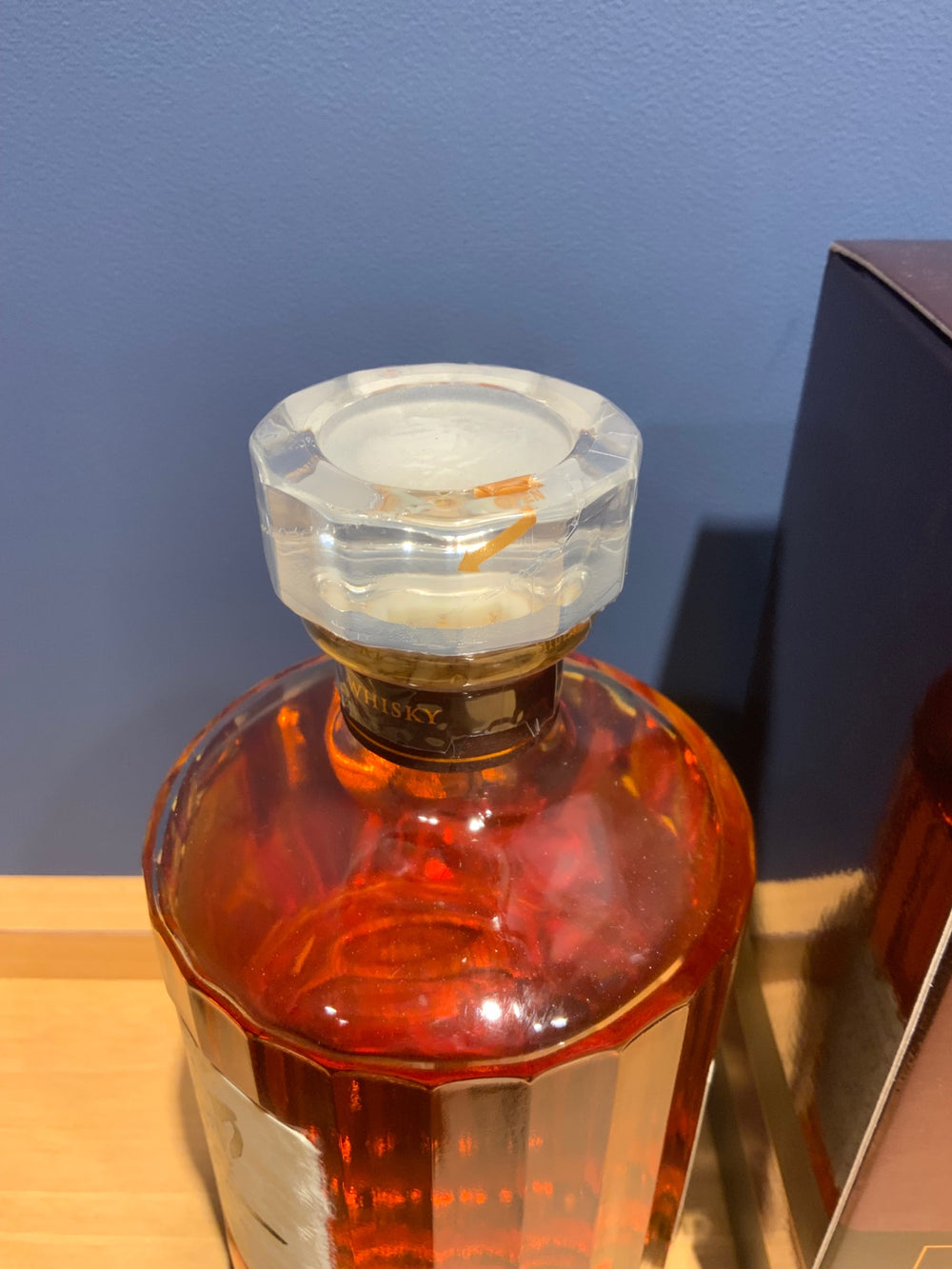 サントリー ブレンデッドウイスキー 響17年カートン付き [ ウイスキー 日本 700ml ]
