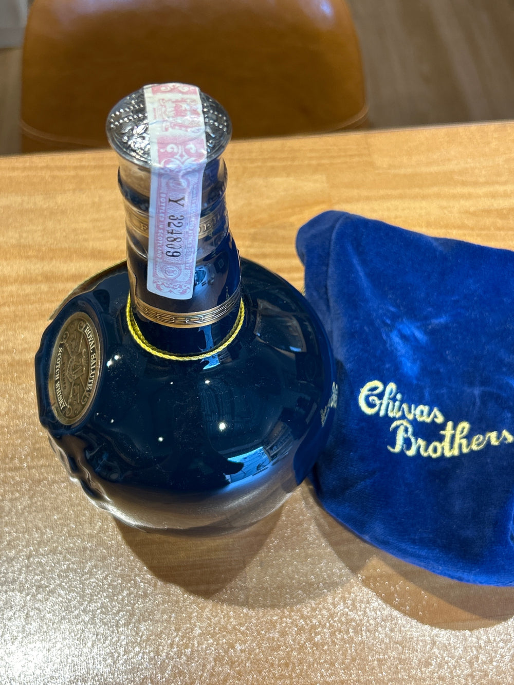 ROYAL SALUTE ロイヤルサルート 21年 青 陶器ボトル ウイスキー 750ml 40%