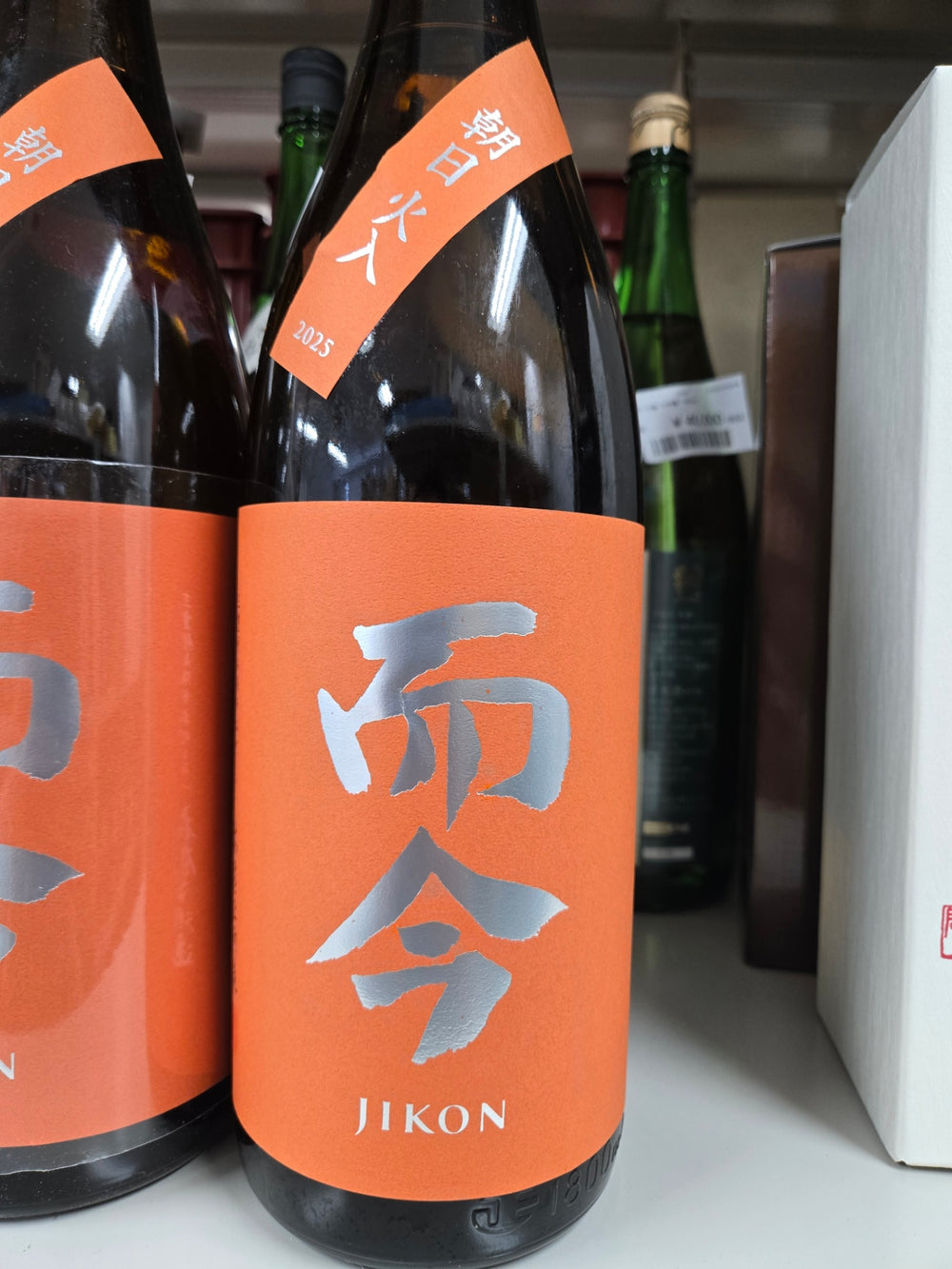 而今　朝日火入　1800ml