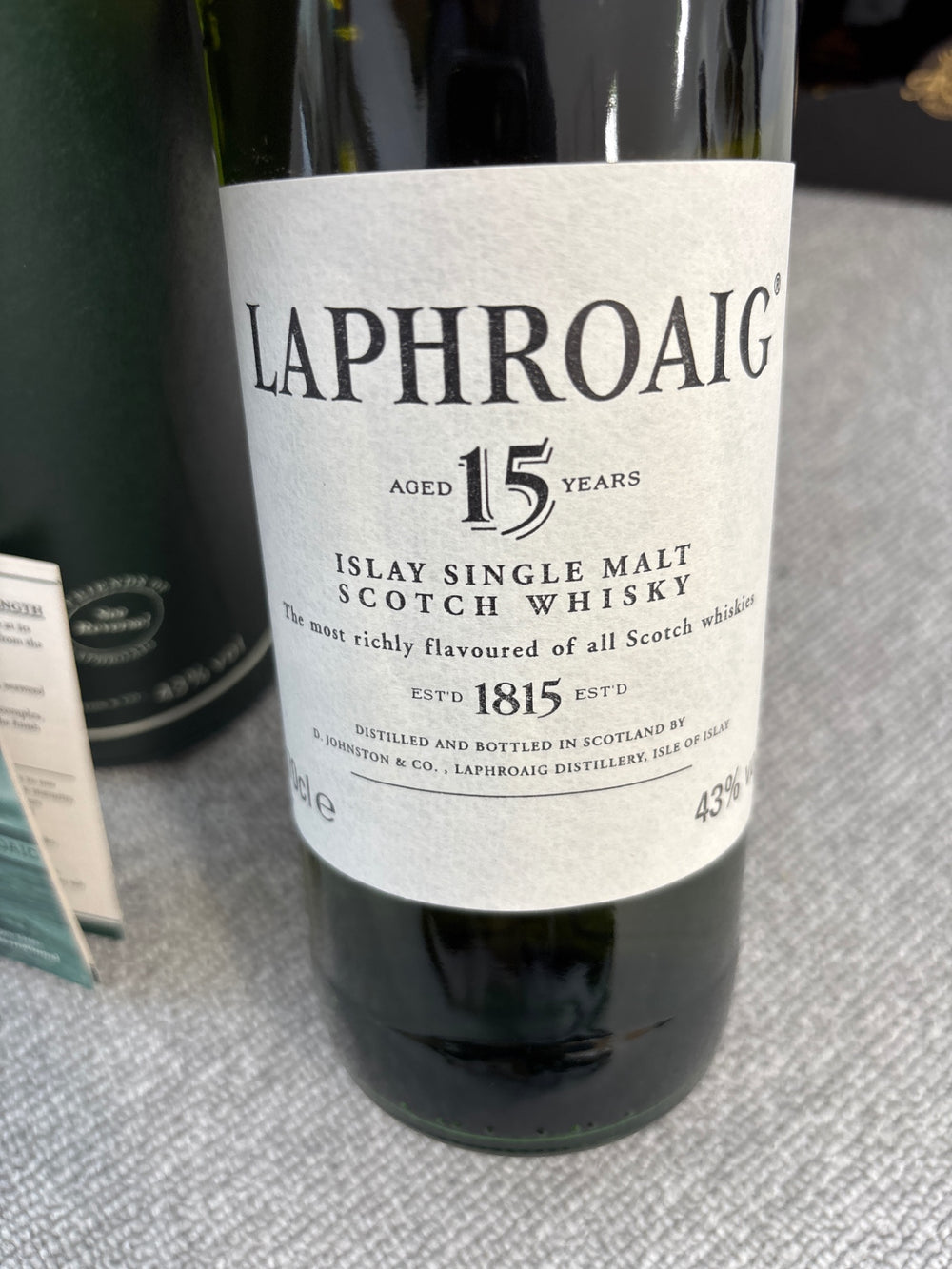ラフロイグ15年　旧ボトル　700ML　箱付き