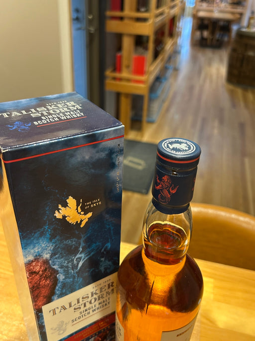 タリスカー ストーム 箱入り [ ウイスキー イギリス 700ml ] [ギフトBox入り]