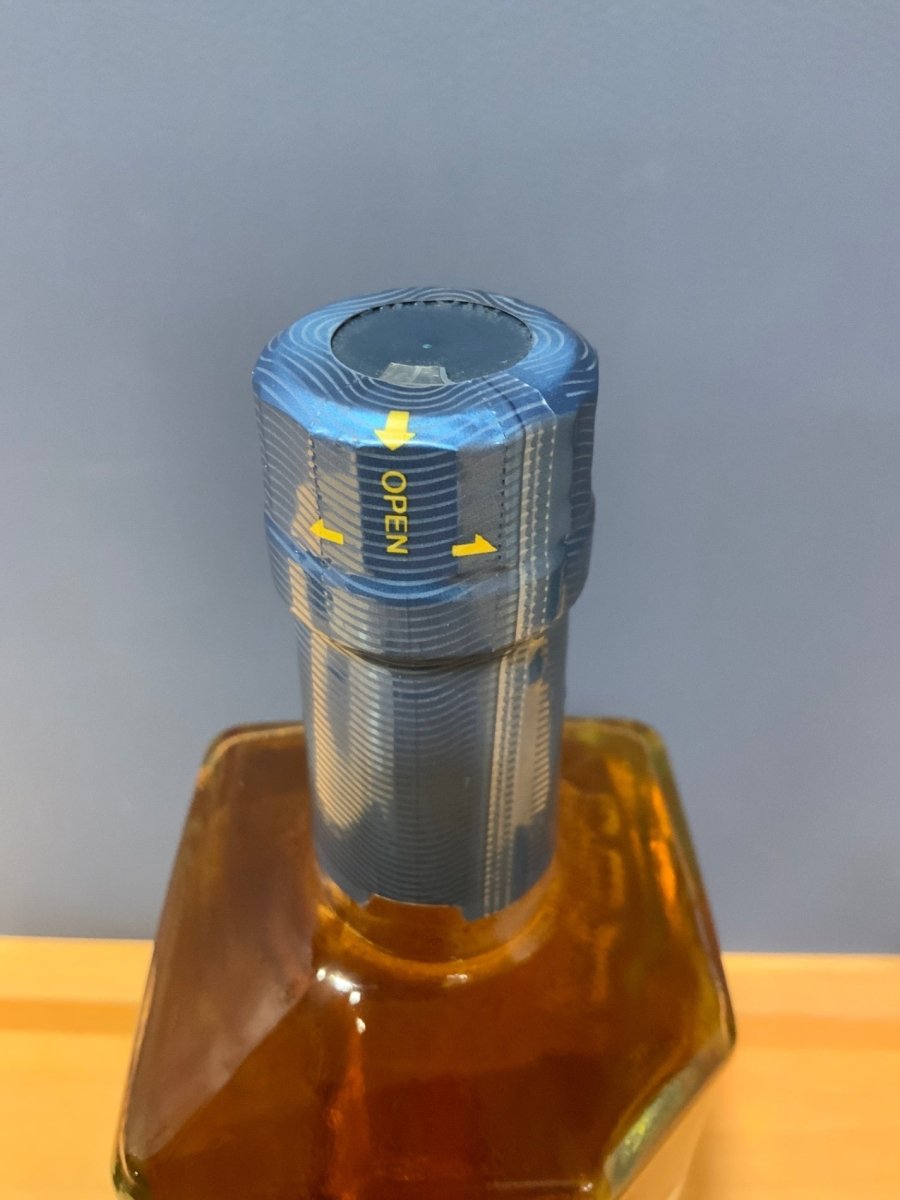 サントリー ワールドウイスキー 碧 Ao 700ml 43度 SUNTORY WORLD WHISKY - LIQUOR JOY