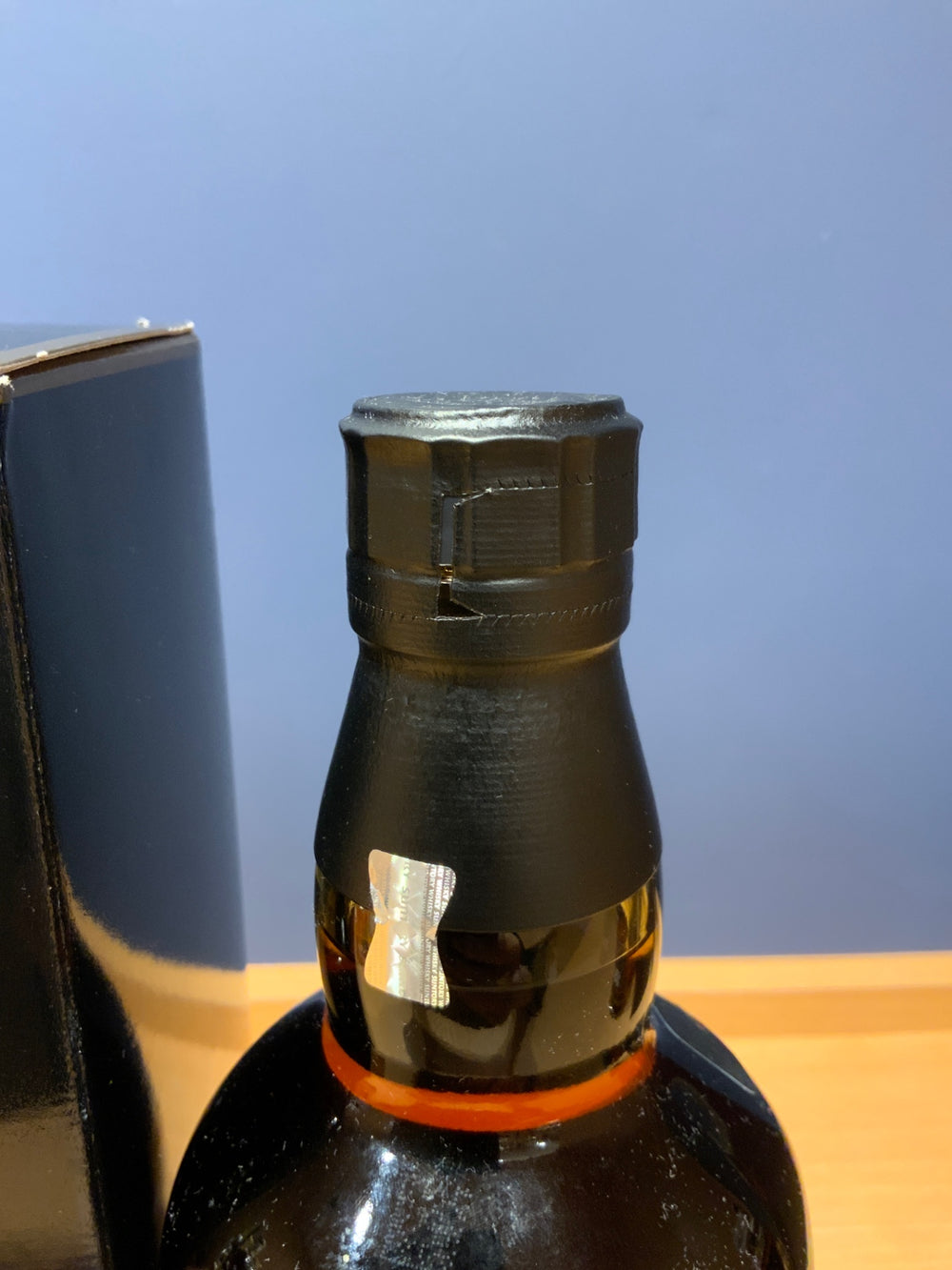 サントリー山崎18年 700ml カートン付き