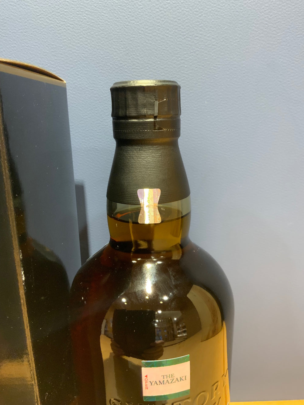 サントリー山崎18年 700ml カートン付き