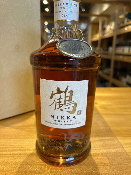 Nikka Whisky "Tsuru" Slim Bottle 700ml 43% with Gift Packaging by Masataka Taketsuru
