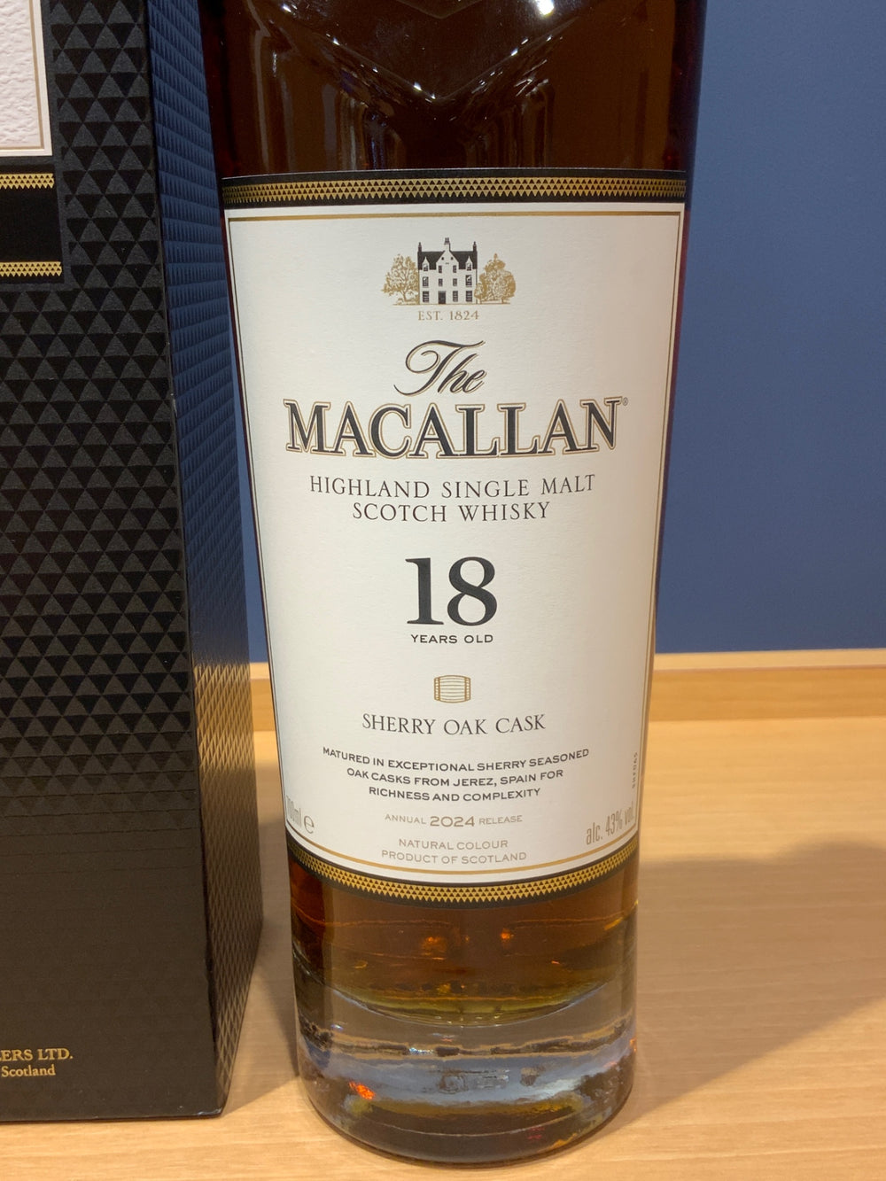ザ・マッカラン　18年　シェリーオーク【正規品】700ml