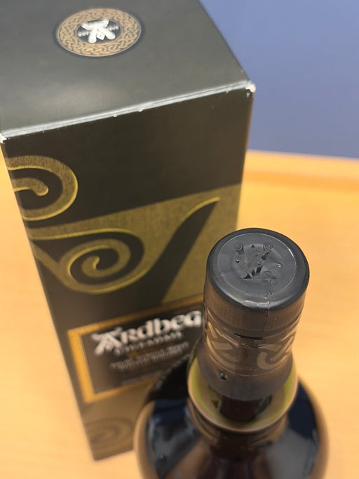 アードベッグ ウーガダール 54.2度 700ml