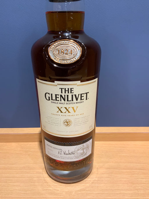ザ・グレンリベット 25年 シングルモルト [ ウイスキー イギリス 700ml ]