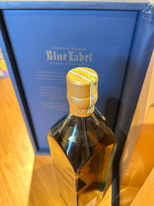 ジョニーウォーカー ブルーラベル 箱付き/海外版　750ML