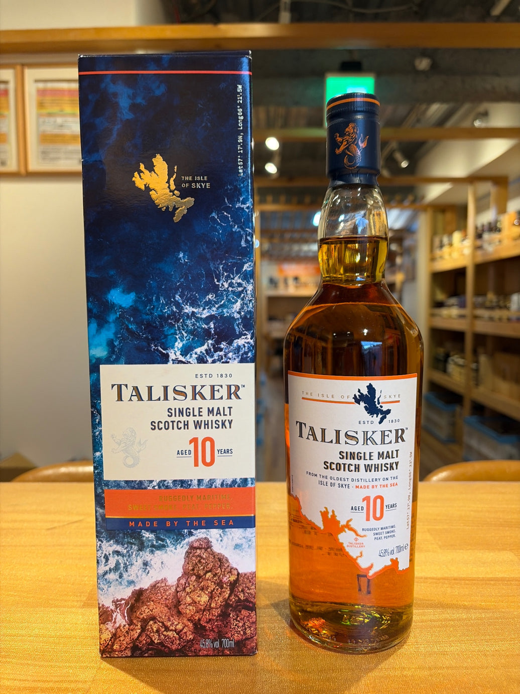 タリスカー 10年 箱入り [ ウイスキー イギリス 700ml ] [ギフトBox入り]