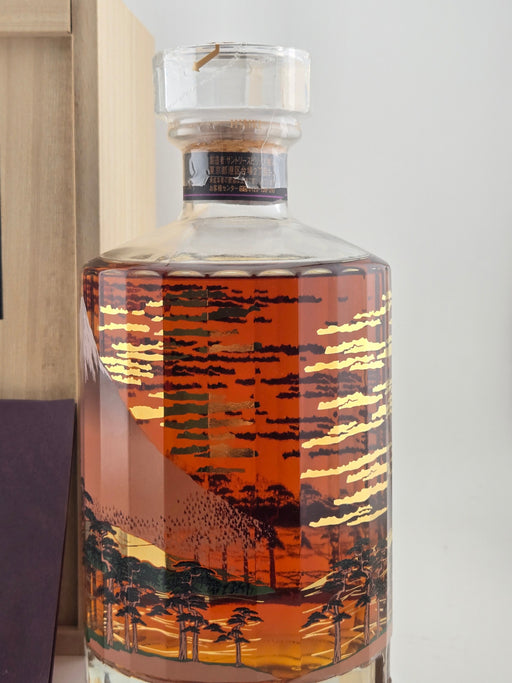 響（HIBIKI）21年〈意匠ボトル 富士風雲図〉2015 43°700ml≪限定品≫