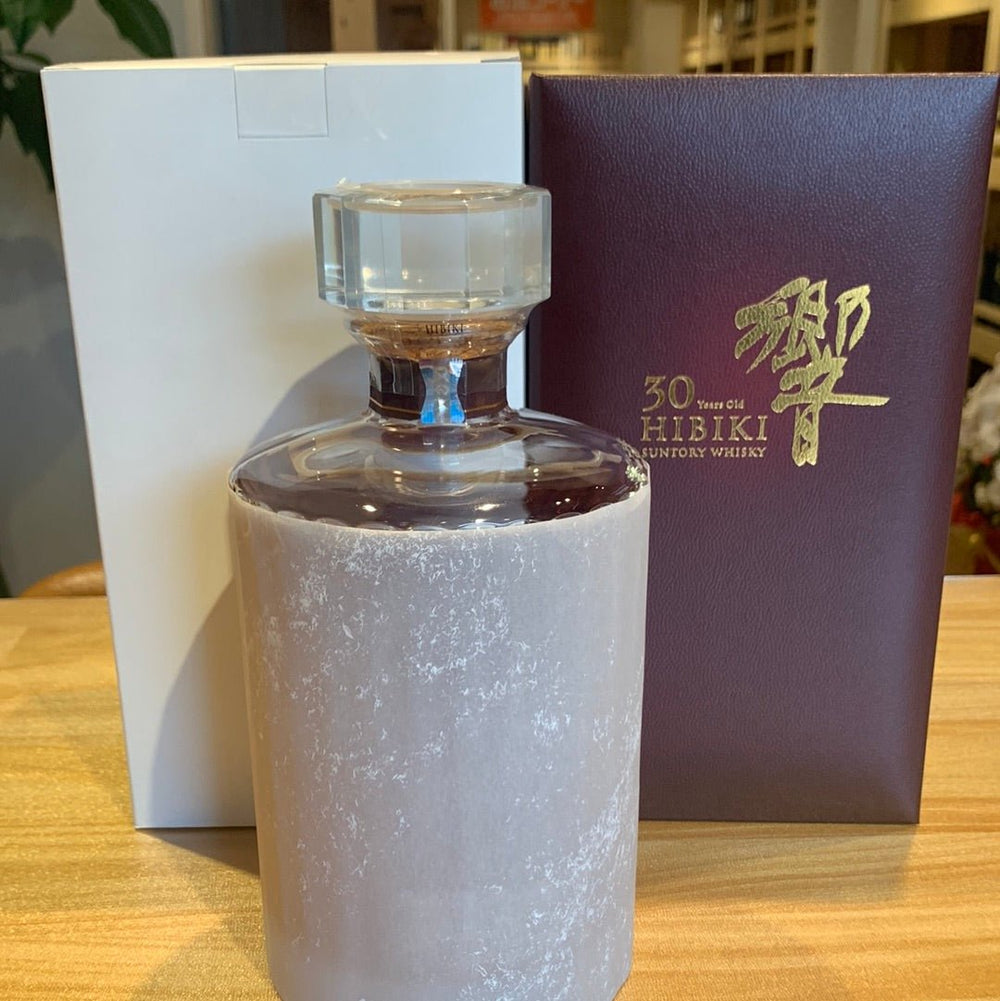 HIBIKI 30YEARS OLD SUNTORY WHISKY - LIQUOR JOY