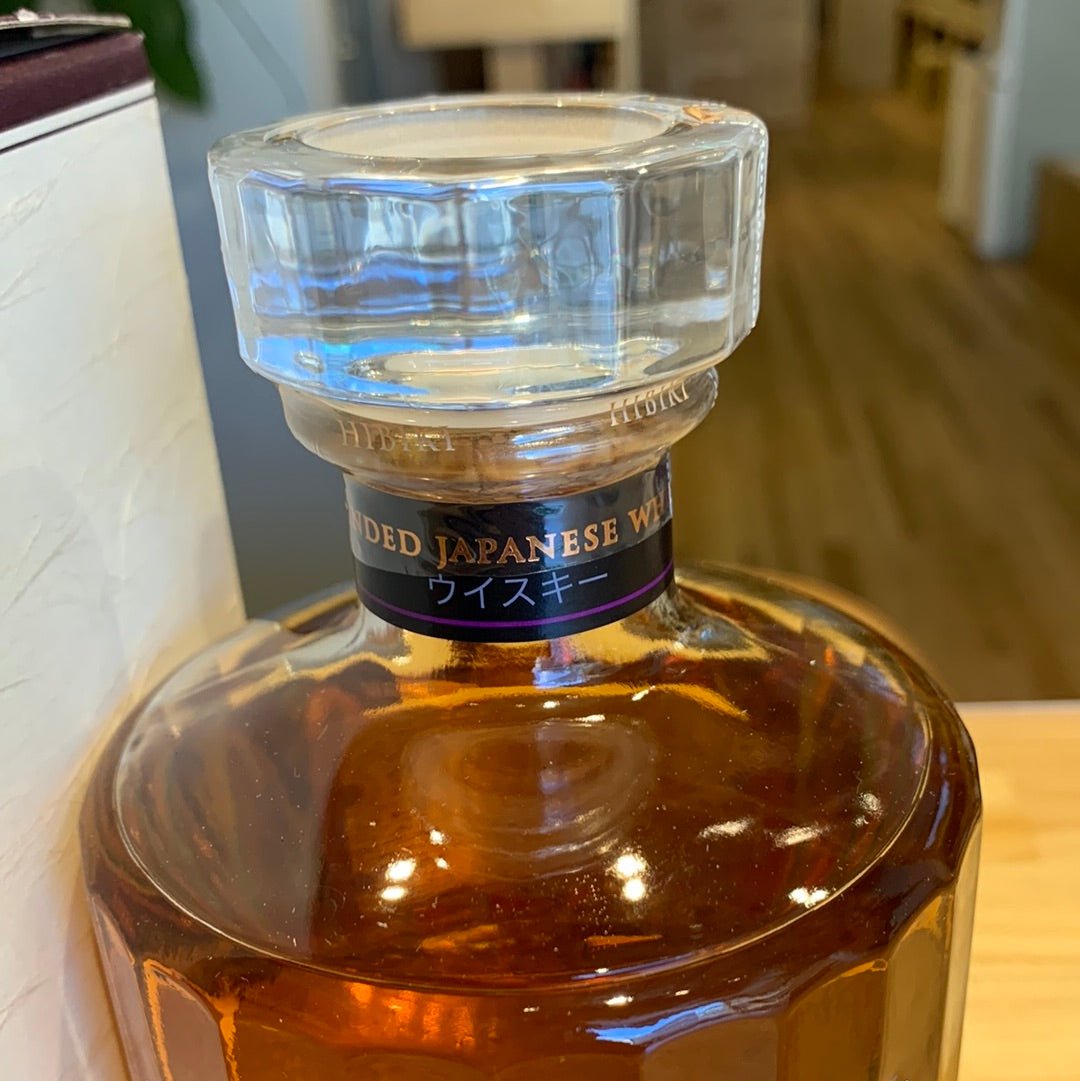 HIBIKI JAPANESE HARMONY SUNTORY WHISKY 700ml響ジャパンニーズ HIBIKI JAPANESE HARMONY SUNTORY WHISKY 700ml響ジャパンニーズ