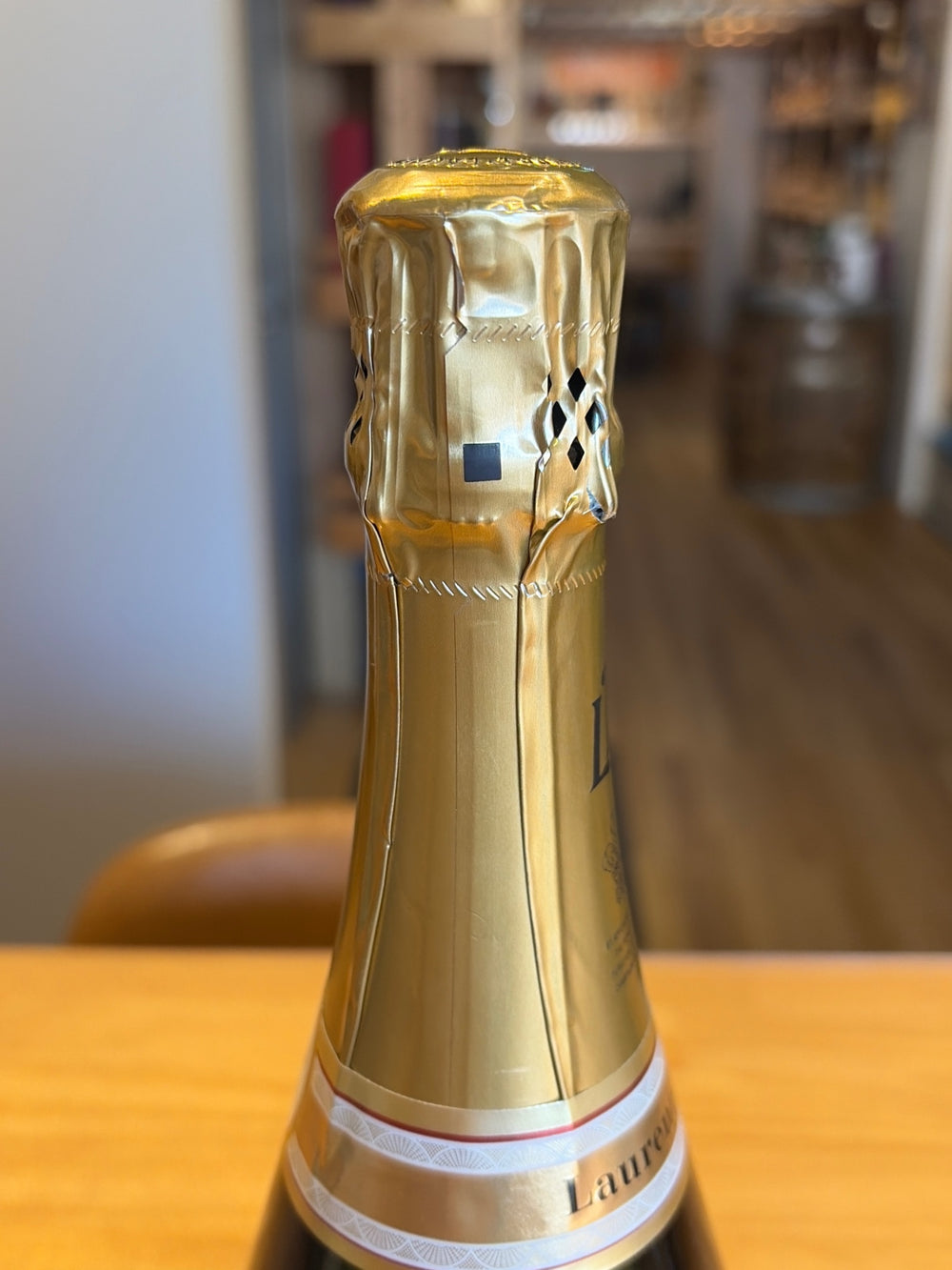 【英国王室御用達のシャンパン】シャンパン ローラン・ペリエ ラ キュベ 750ml