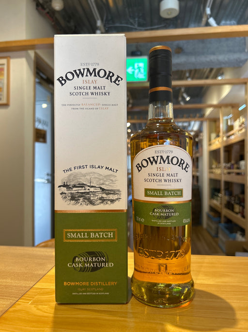Bowmore Small Batch Single Malt Whisky [UK Whisky 700ml]