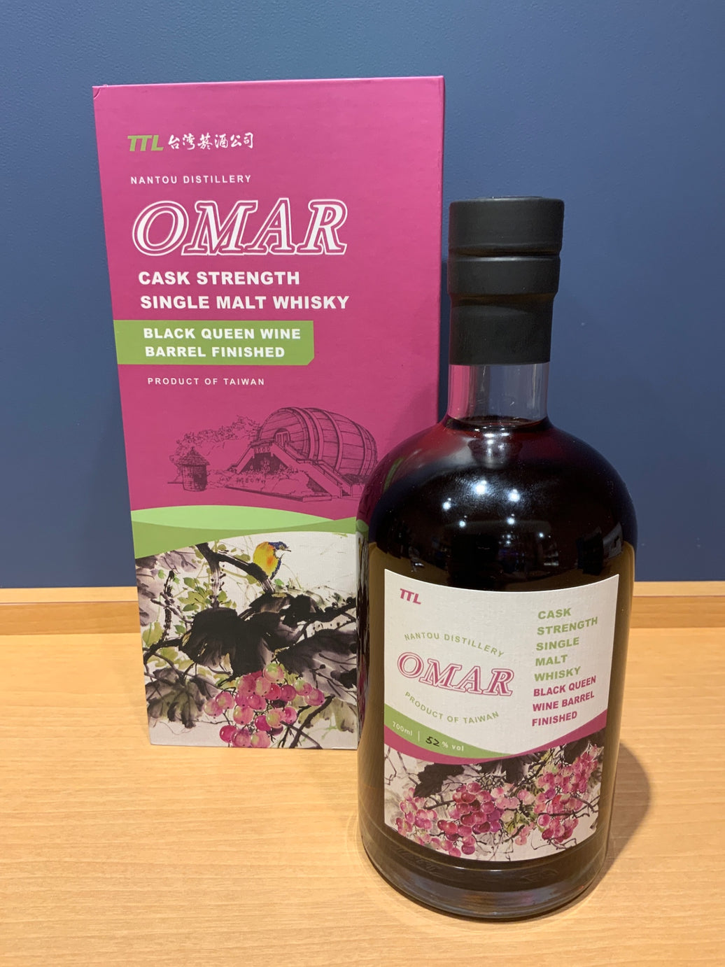OMAR CASK STRENGTH　オマー カスクストレングス ワインバレル 52％ 700ml