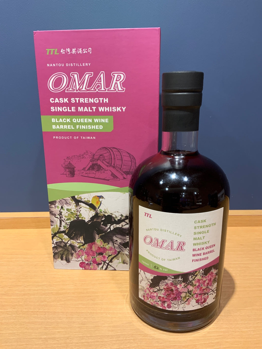 OMAR CASK STRENGTH　オマー カスクストレングス ワインバレル 52％ 700ml