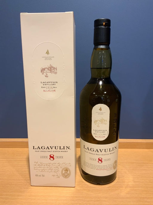 LAGAVULIN [箱入]8年 48度 700ml - LIQUOR JOY