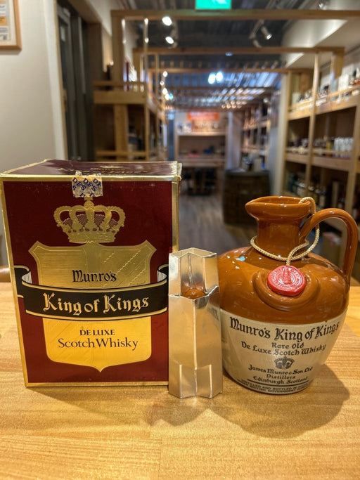 マンローズ キング オブ キングス ウイスキー 特級 Munro’ｓ King of Kings WHISKY 陶器ボトル 43% 750ml - LIQUOR JOY