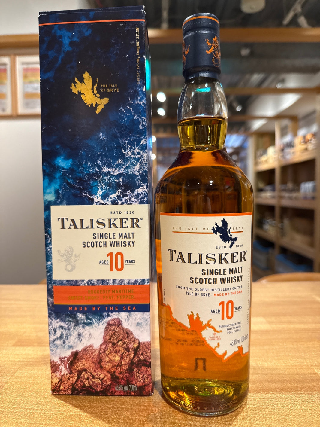 タリスカー 10年 箱入り [ ウイスキー イギリス 700ml ] [ギフトBox入り]