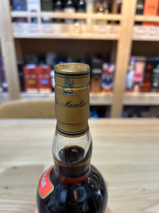 マッカラン　マッカラン カスクストレングス　赤ラベル 箱付き 　750ml