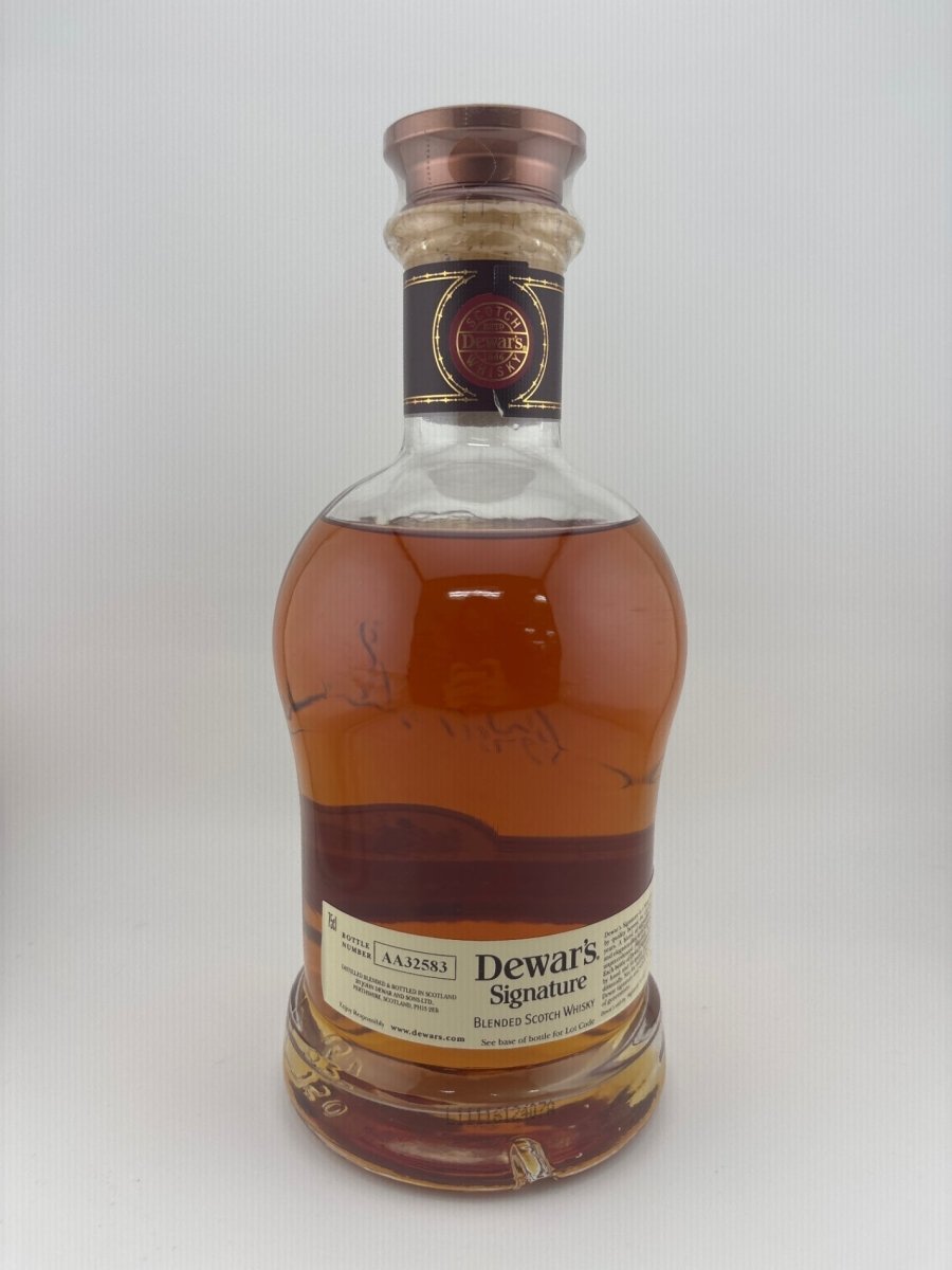【バーテンダー支持No.1 スコッチウイスキー】デュワーズ シグネチャー [ ウイスキー イギリス 700ml ] - LIQUOR JOY