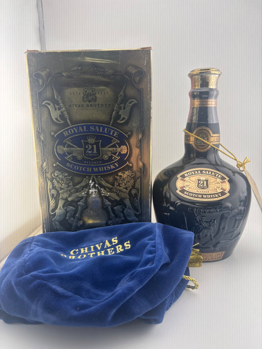 ROYAL SALUTE ロイヤルサルート 21年 青 陶器ボトル ウイスキー 700ml 40%